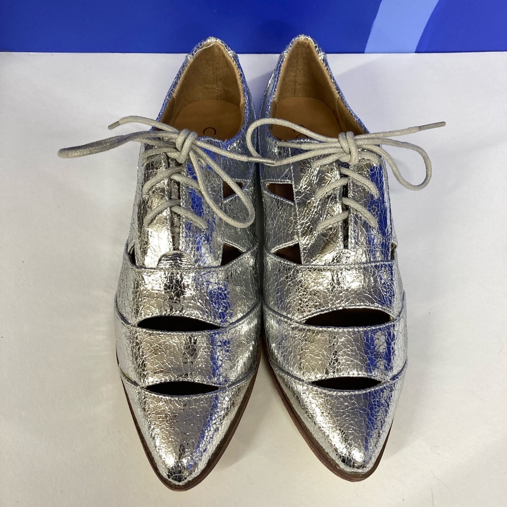 COCONUTS by Matisse metallic cut out oxfords